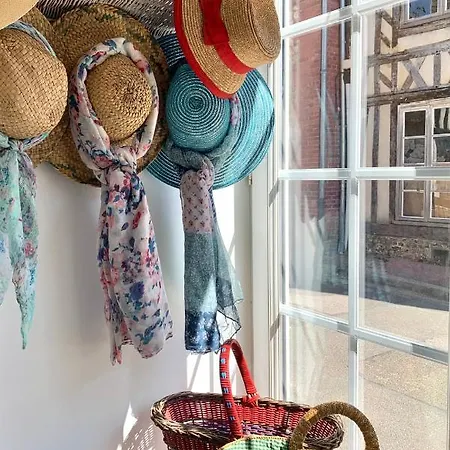 Maison Leontine *